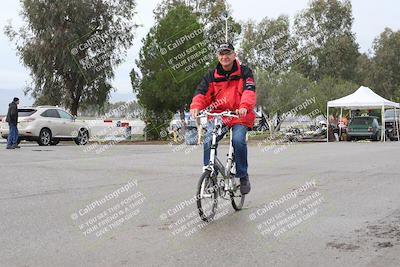 media/Jan-15-2023-CalClub SCCA (Sun) [[40bbac7715]]/Around the Pits/